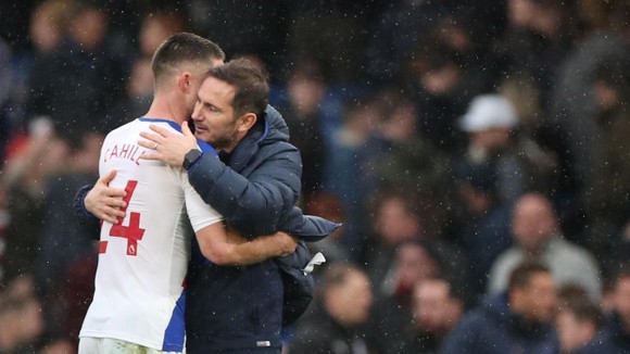 Thắng dễ Crystal Palace 2-0, Chelsea vươn lên nhì bảng ảnh 7