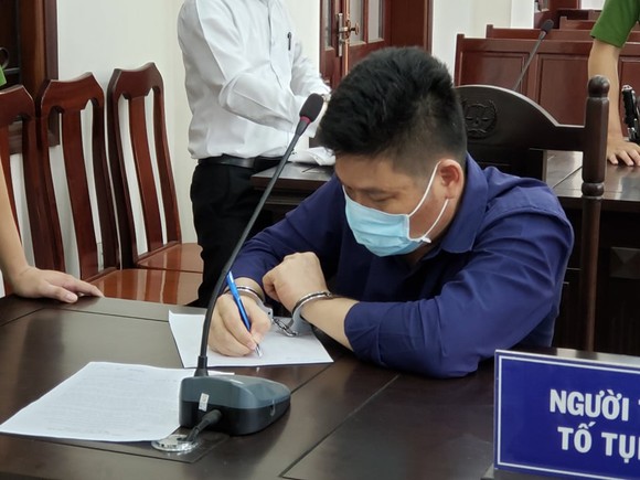 Truy tố giám đốc gọi điện giang hồ vây chặn xe công an ở Đồng Nai tội trốn thuế ảnh 4