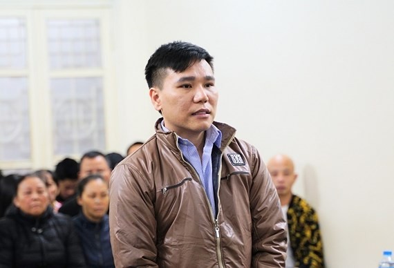 Ca sĩ Châu Việt Cường được giảm 2 năm tù ảnh 1