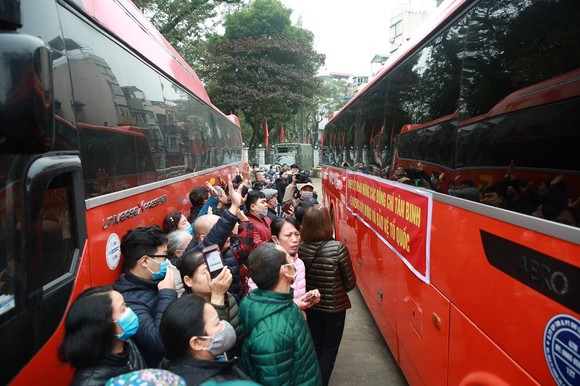 Hơn 3.000 thanh niên Thủ đô lên đường nhập ngũ ảnh 11