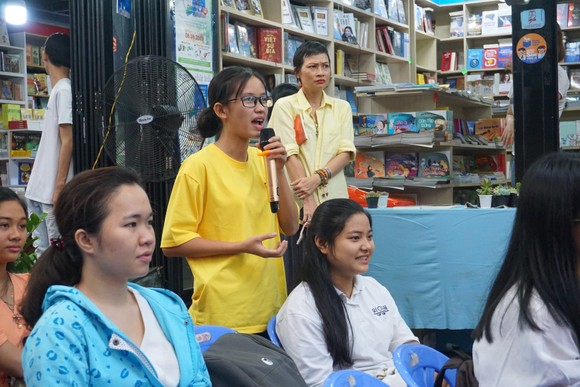 Phụ nữ nói gì khi nói về “Ăn, sống và yêu”? ảnh 2