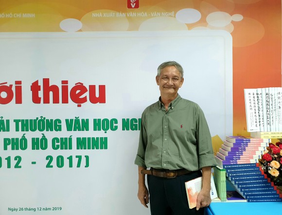 Nhà văn Văn Lê qua đời, hưởng thọ 72 tuổi ảnh 1