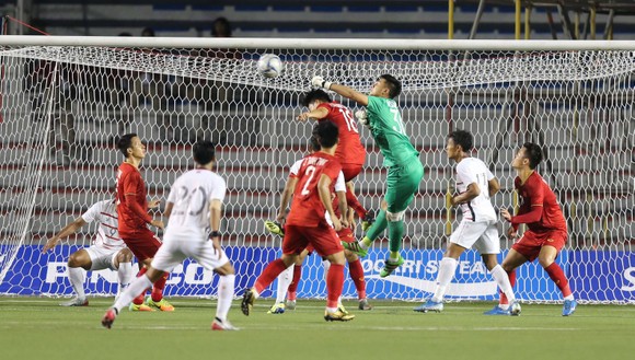 Thủ thành Bùi Tiến Dũng hết cơ hội sửa sai ảnh 1