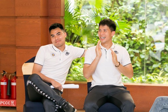 Đình Trọng bí mật lên lại bàn phẫu thuật ảnh 1
