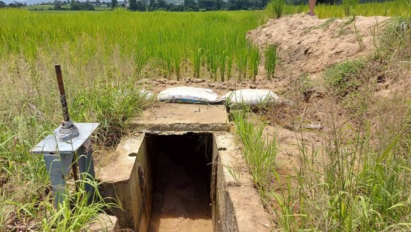 Công trình thủy lợi trăm tỷ chưa bàn giao đã 'nát': Chủ đầu tư nói gì? ảnh 4