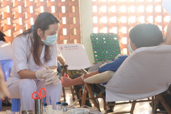 Đà Nẵng tiếp nhận hơn 450 đơn vị máu tại Ngày hội 'Hiến máu tình nguyện' ảnh 1