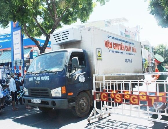 Đà Nẵng: Kích hoạt các biện pháp vệ sinh môi trường, tránh lây lan dịch bệnh ảnh 1