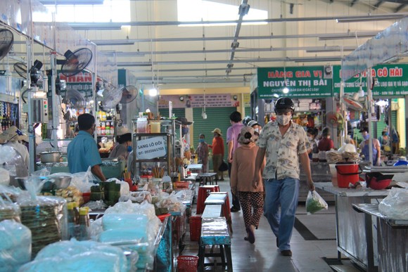 Ngày đầu Đà Nẵng nới lỏng giãn cách xã hội ảnh 1
