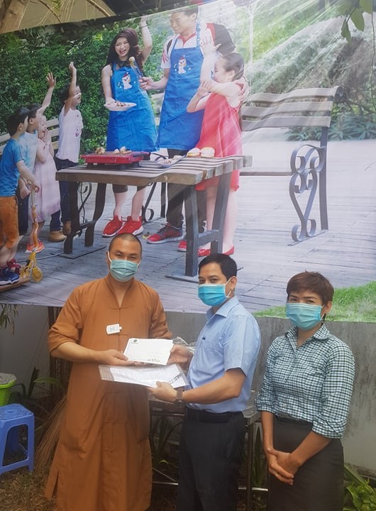 Hơn 90.000 bữa cơm yêu thương giúp người nghèo vượt qua dịch Covid-19 ảnh 6