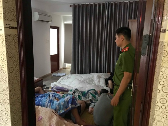 Đà Nẵng: Phát hiện nhóm người Trung Quốc nhập cảnh trái phép cùng nhiều thiết bị thu phát sóng ảnh 2