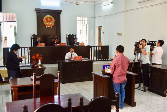 Lần đầu xử lý hình sự đối tượng dùng hóa chất ngâm thực phẩm ở TPHCM ảnh 1