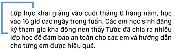 Thầy giáo 'nắn' dòng kênh thủy lợi mở lớp dạy bơi miễn phí ảnh 7
