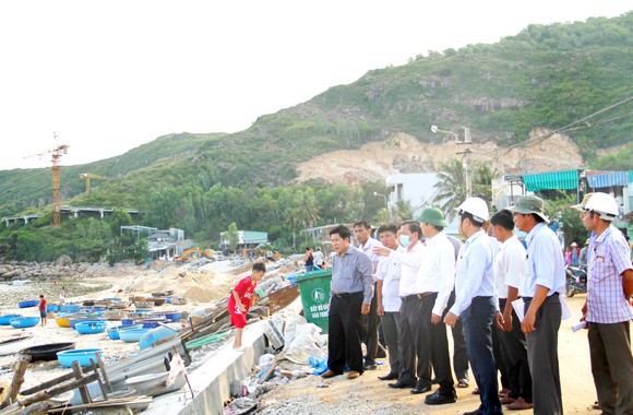 Kè biển 99 tỷ đồng 'lên dây cót' trước mùa mưa bão ảnh 4