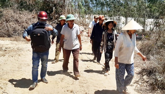 Phản đối “đất tặc” trên núi Mò O, một người phụ nữ ngất xỉu rồi tử vong ảnh 3