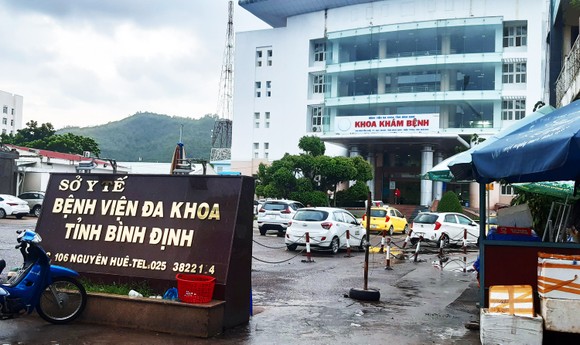 Sai phạm trong quản lý, sử dụng xe cứu thương tại Bệnh viện Đa khoa tỉnh Bình Định ảnh 1