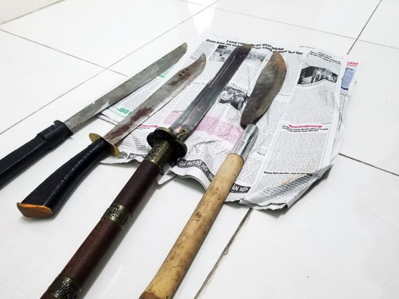 Vụ hỗn chiến ở Quy Nhơn: Khởi tố 6 bị can, triệu tập thêm 20 đối tượng ảnh 1