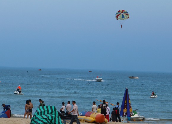 Sôi động mùa du lịch biển Đà Nẵng 2018 ảnh 7
