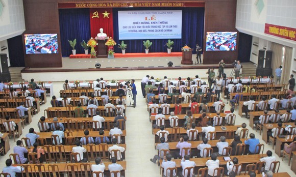 Quảng Nam: Tuyên dương điển hình học tập và làm theo tư tưởng, đạo đức, phong cách Hồ Chí Minh ảnh 2