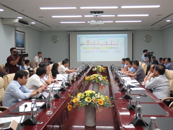 Đẩy nhanh tiến độ Dự án đường Hồ Chí Minh đoạn La Sơn - Túy Loan ảnh 2