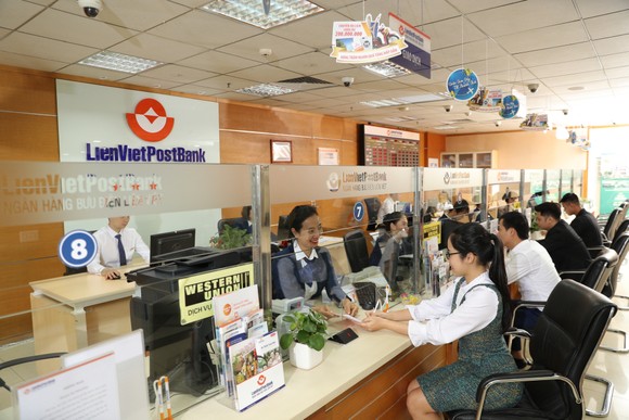 Ngân hàng Bưu điện Liên Việt nâng vốn điều lệ lên trên 9.769 tỷ đồng ảnh 1