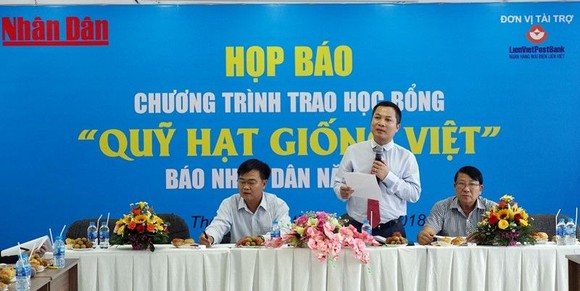 3,9 tỷ đồng học bổng trao cho học sinh nghèo ĐBSCL ảnh 1