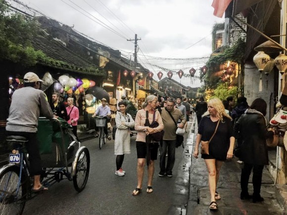 5 tháng đầu năm 2019, khách quốc tế đến Việt Nam giảm nhẹ ảnh 1