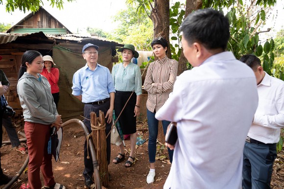 H’Hen Niê muốn hoàn thành dự án nước sạch cho buôn làng, trước khi hết nhiệm kỳ hoa hậu ảnh 3