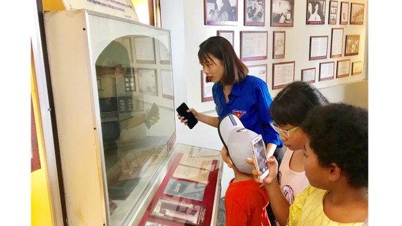 Lưu giữ và trao truyền kỷ vật về Bác ảnh 1