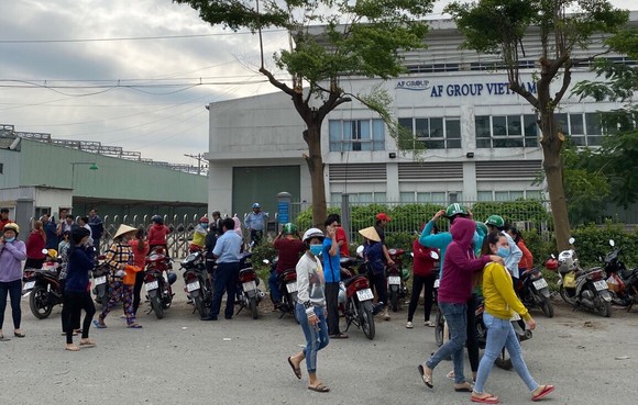 Trích kinh phí công đoàn đóng bảo hiểm thất nghiệp cho công nhân mất việc ảnh 1