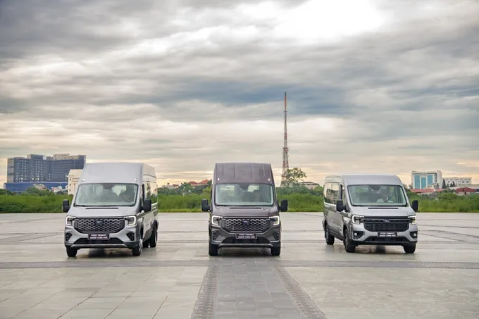 Ford Transit mới thích hợp để nâng cấp nội thất Limousine 3 IMG_20240705_144617.jpg