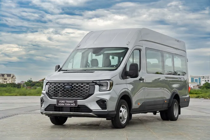 Ford Transit mới thích hợp để nâng cấp nội thất Limousine 2 IMG_20240705_144622.jpg