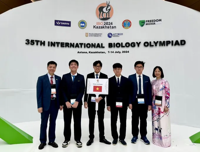 Đội tuyển Olympic Sinh học quốc tế 2024 Đội tuyển Olympic Sinh học quốc tế 2024 2 (1).jpg
