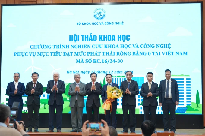 Bo KHCN anh 3.jpg