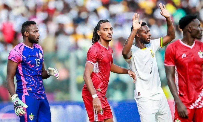 Abdelrahman-Kuku-_C_-chơi-trong-trận-hòa-0-0-với-Ghana-ở-vòng-loại-AFCON-tại-Accra.jpg