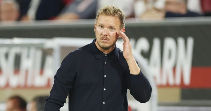 HLV Julian Nagelsmann có lẽ cũng bất ngờ với sai sót “khó đỡ” này.