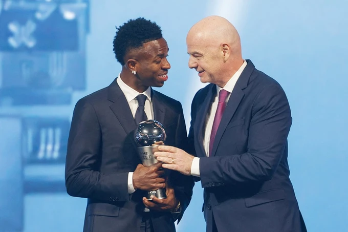 Vinicius Junior được vinh danh là Cầu thủ nam xuất sắc nhất năm tại lễ trao giải FIFA The Best 2024.