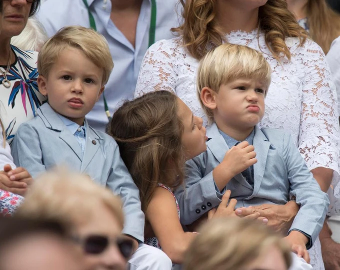 Federer muốn 2 con trai “bái sư” Nadal ảnh 1