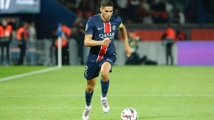 Achraf Hakimi gia hạn với PSG