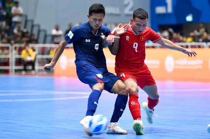 Thái Lan đón nhận thất bại trước đội tuyển futsal Việt Nam tại lượt trận cuối vòng bảng Giải futsal Đông Nam Á 2024. ẢNH: FAT 