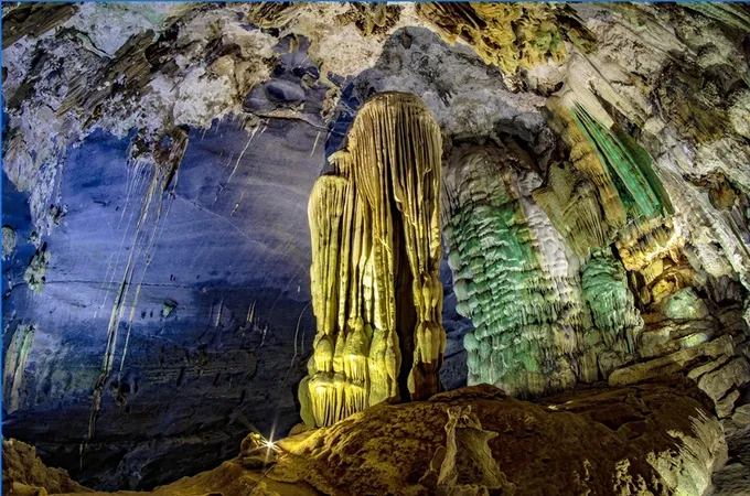 Động Phong Nha 1000057122.jpg