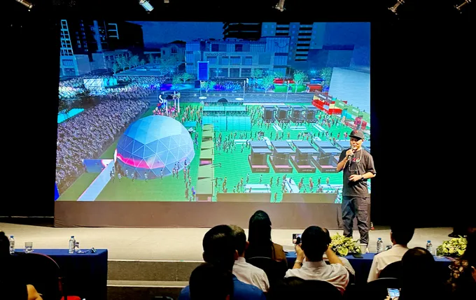 Tổng đạo diễn liên hoan - nhạc sĩ Huy Tuấn thông tin về liên hoan IMG_1097.jpg