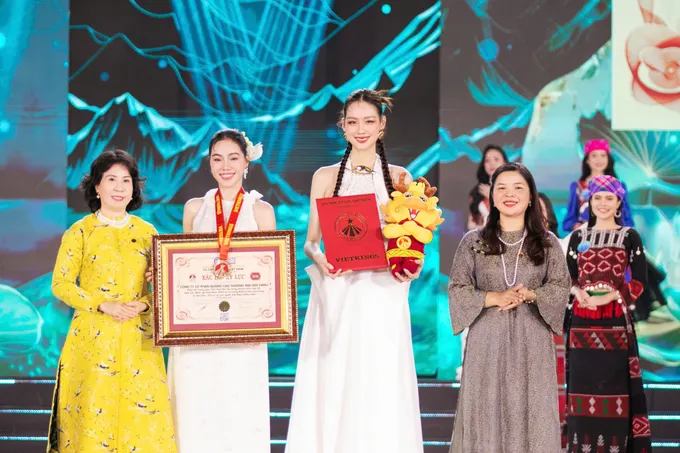 Người đẹp Tây Đô Nguyễn Ngọc Kiều Duy đăng quang Hoa hậu Quốc gia Việt Nam mùa đầu tiên 7119f0d86552d80c8143.jpg
