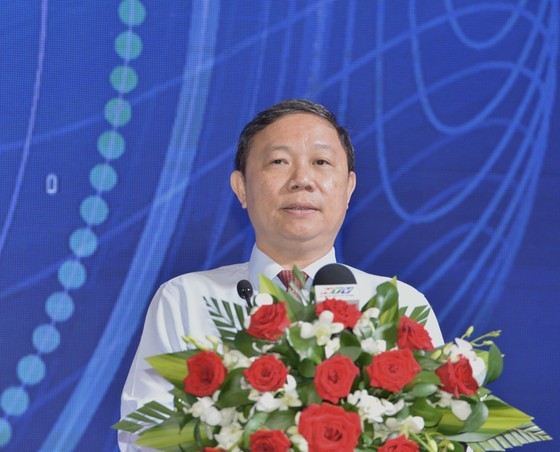 Vice Chairman of the HCMC People’s Committee Duong Anh Duc speaks at the event. (Photo: SGGP)