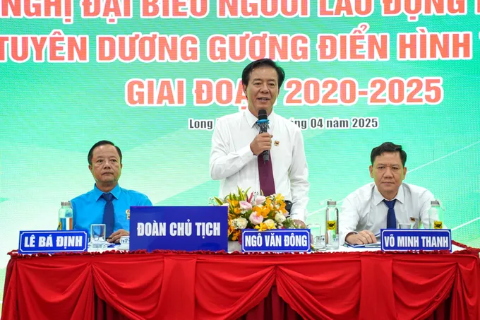 Đoàn chủ tích Công ty Cổ phần Phân bón kèo nhà cái keotop.jpg