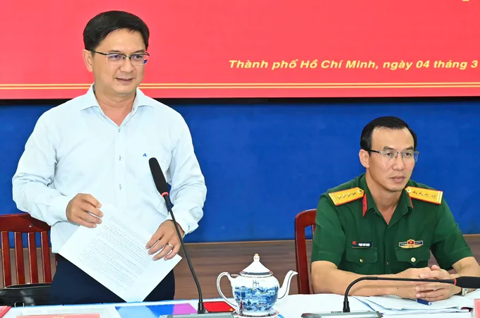 Đồng chí Nguyễn Mạnh Cường phát biểu tại hội nghị. Ảnh: VIỆT DŨNG z6373306458026_bda7c3c79b239ae2564698246abbc299.jpg