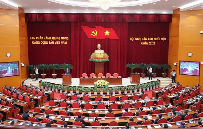 Quang cảnh phiên bế mạc Hội nghị lần thứ 11 Ban Chấp hành Trung ương Đảng khóa XIII. Ảnh: VIẾT CHUNG HNTW 11 be mac 1.jpg
