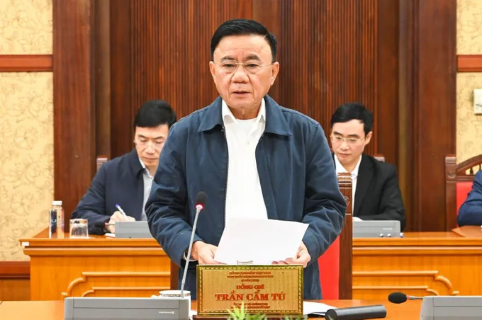 Anh hop Tieu ban To chuc ĐH Đang 1.jpg