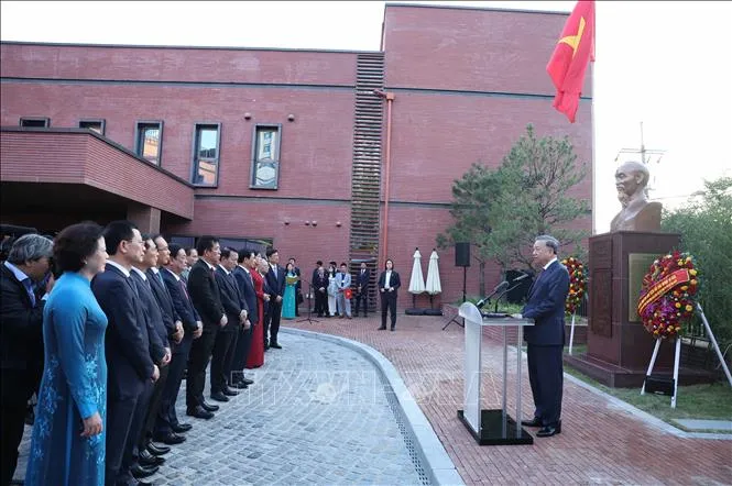 tuong-dai2.jpg