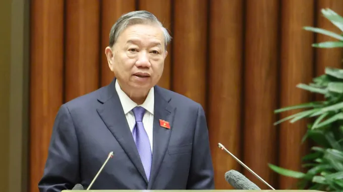 Tổng Bí thư Tô Lâm phát biểu chỉ đạo hội nghị, sáng 15-11. Ảnh: QUANG PHÚC 