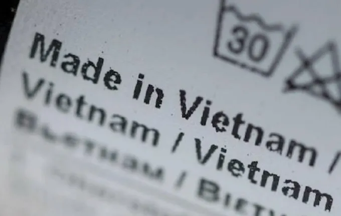 Nhiều trường hợp ghi nhãn xuất xứ không đúng quy định, cần quản lý. Ảnh: TL